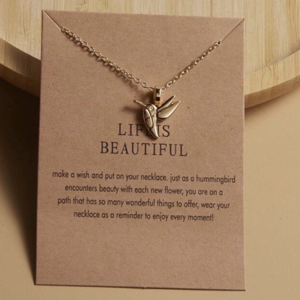 Minimalist Pendant Necklace